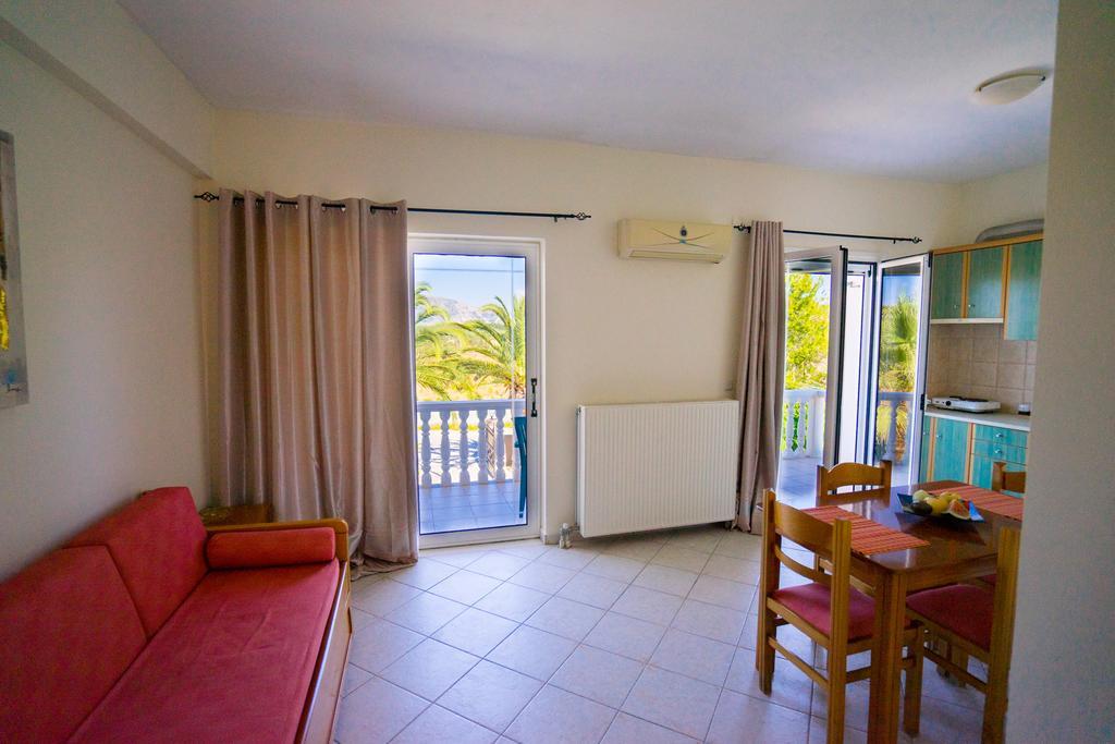Denise Apartments لاغاناس المظهر الخارجي الصورة
